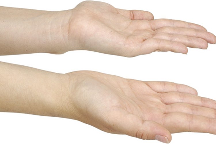 NA/PhotoObjects.net/Getty Images Choose where to put your hands.
