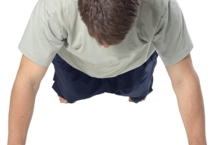 Las flexiones son un ejercicio de entrenamiento de fuerza seguro y confiable para los adolescentes.