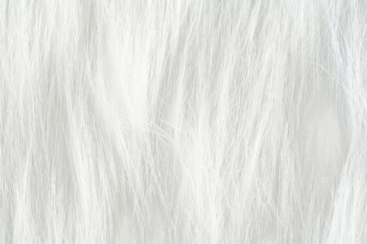 Tanto las uñas como el cabello están hechos de una proteína que se llama queratina.