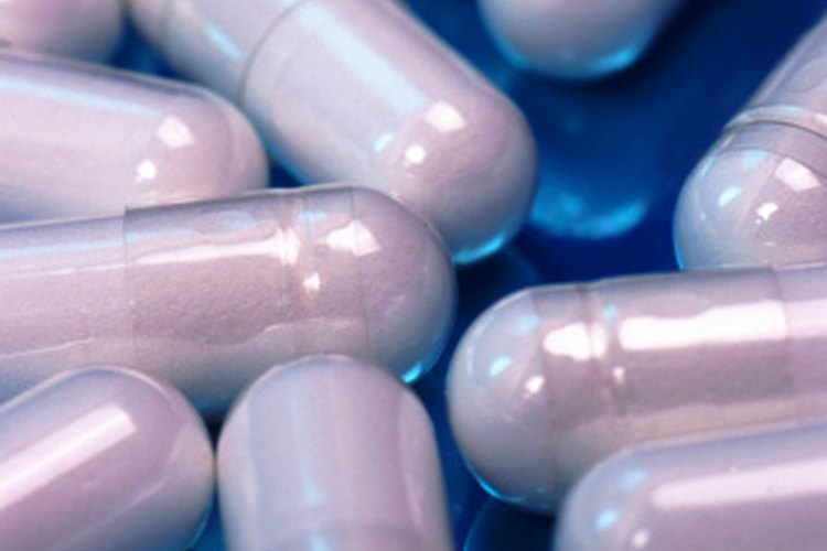 Los suplementos como los probióticos y vitamina D y C ayudan al soporte del uso de antibióticos.