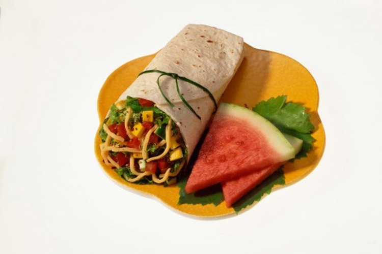 Las tortillas pueden servir como una alternativa saludable a los panes bajos en carbohidratos.