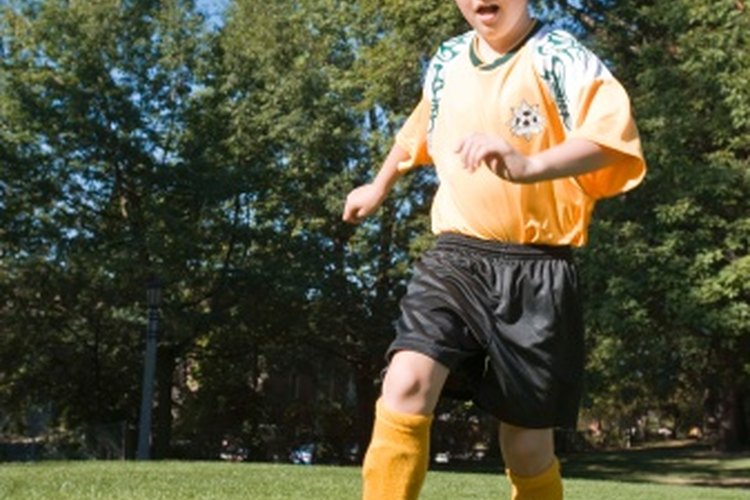El soccer es una actividad apropiada para grupos de muchas edades.