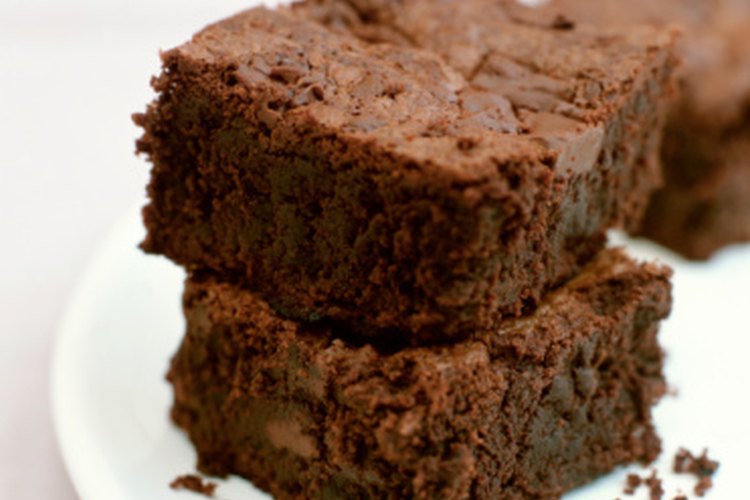Los brownies se endurecen cuando se dejan por un tiempo.