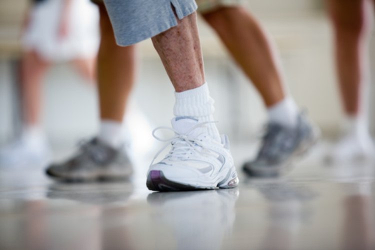 Todos los zapatos para correr se ven cómodos, pero los nuevos muchas veces rozan los huesos de tus tobillos.