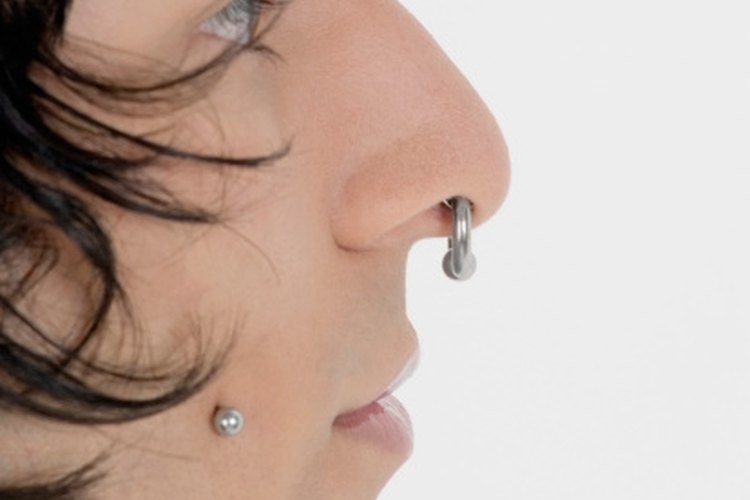 Las perforaciones microdermales tienen una tasa de rechazo relativamente alta.