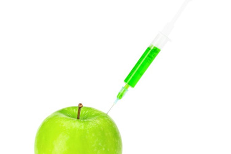 Las manzanas secas tienen más azúcar que las manzanas crudas.