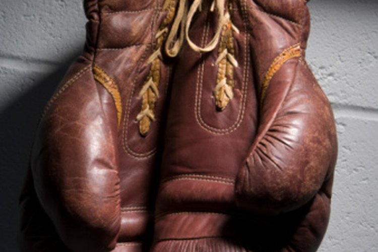 Evita las lesiones durante el entrenamiento, o podrías colgar los guantes arriba.