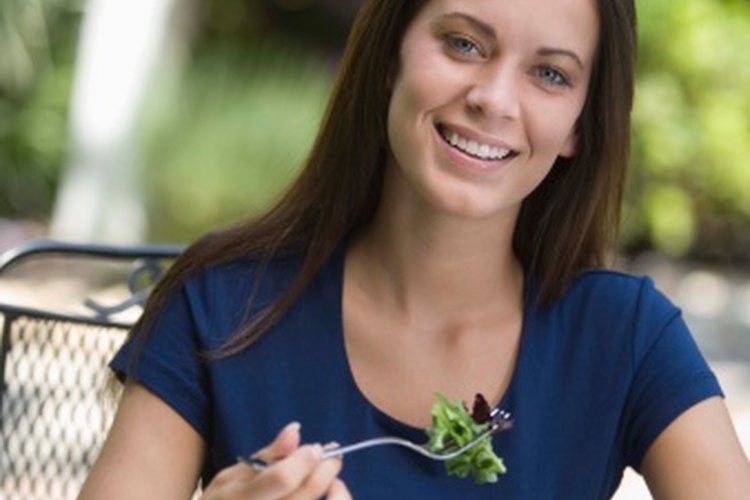 Mantén una salud óptima con porciones diarias de vegetales sin almidón.