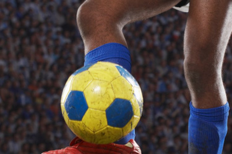 Los movimientos de fútbol te permiten pasar defensores mientras mantienes el control de la pelota.