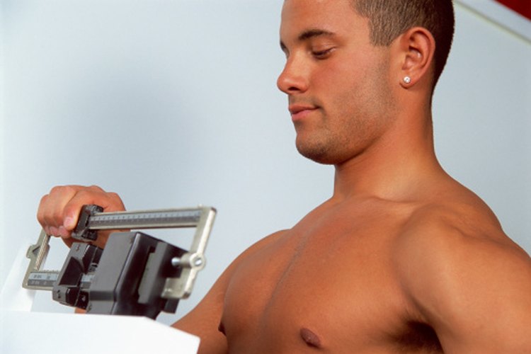 Los suplementos para la masa muscular proporcionan beneficios, pero también pueden causar efectos secundarios.