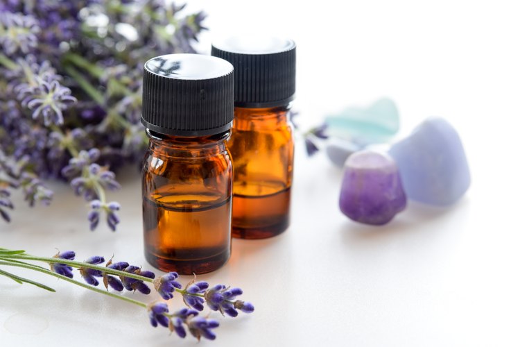 Lavender and Tea Tree Oil Uses | LEAFtv