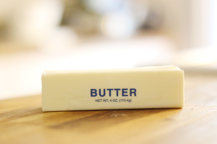 How to Substitute Butter for Vegetable Oil When Baking a ...