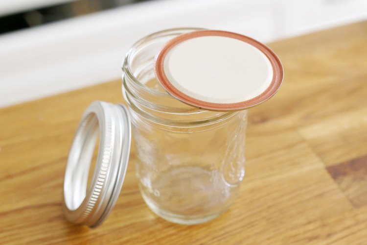 how-to-sterilize-jars-in-the-oven-leaftv