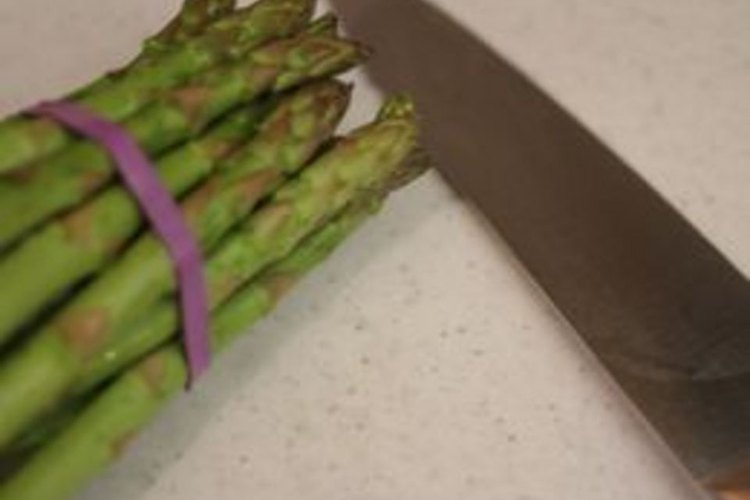 How to Bake Asparagus in the Oven LEAFtv