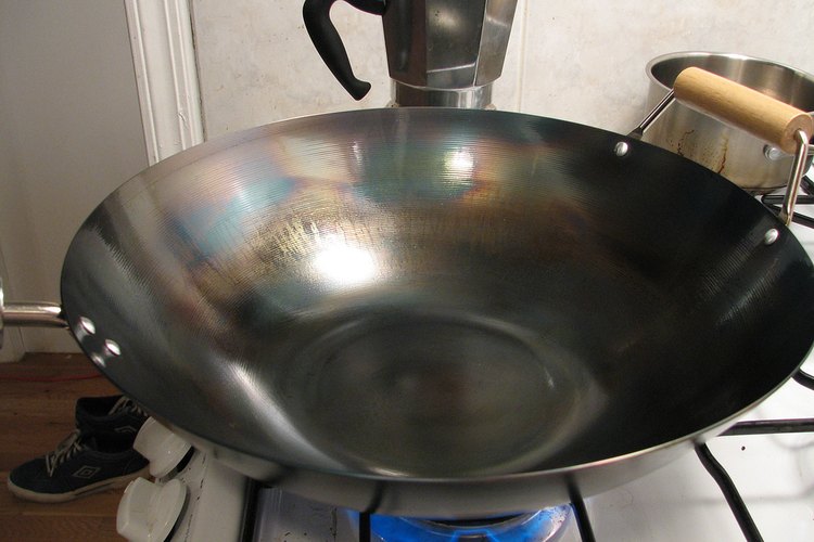 Limpia los utensilios de cocina antes de utilizarlos.