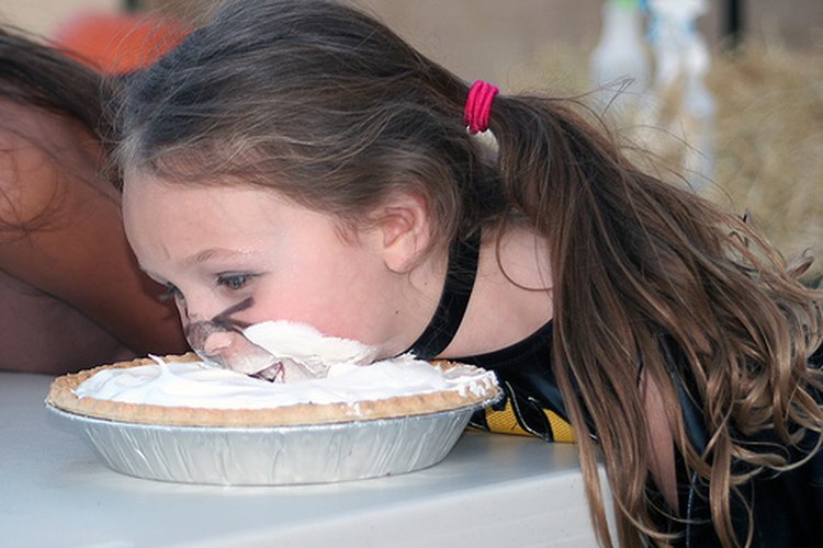 Concurso de comer pasteles
