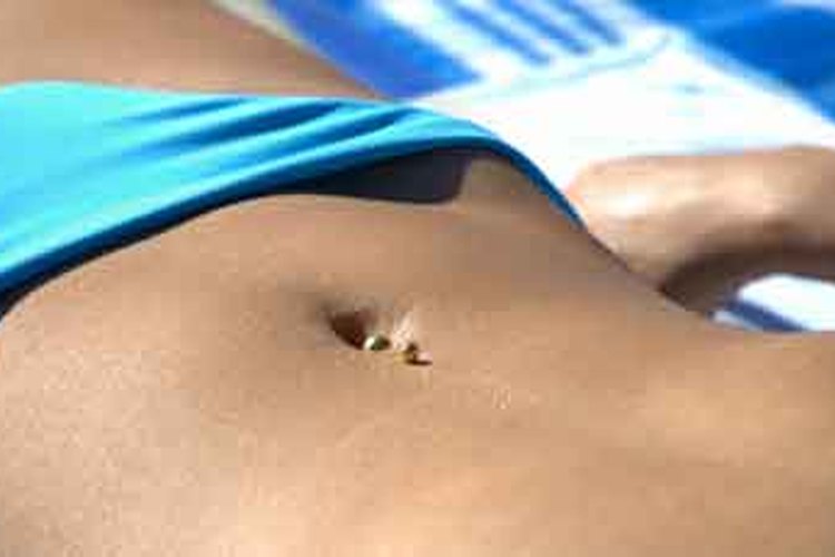 Logra una depilación perfecta y menos dolorosa del bikini con cera siguiendo estos consejos.