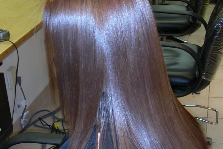 Cabello alaciado.