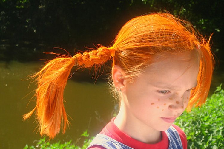 Las capas de la cutícula del cabello ayudan a adsorber petróleo.