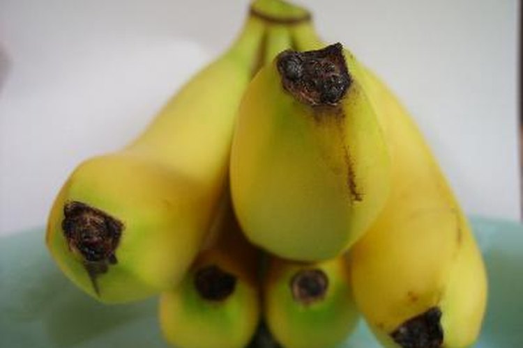 Ponte en forma siguiendo la dieta Paleo y comiendo plátanos.