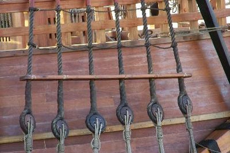 Son preferibles las líneas verticales, de modo que no se introduzca ninguna fuerza lateral, para incrementar la tensión.