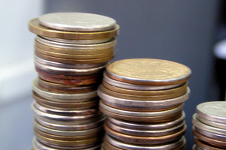 Usa monedas de 10 centavos para las decenas y peniques para las unidades.