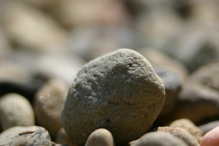 Las piedras en tumbas judías pueden tener varios significados históricos.