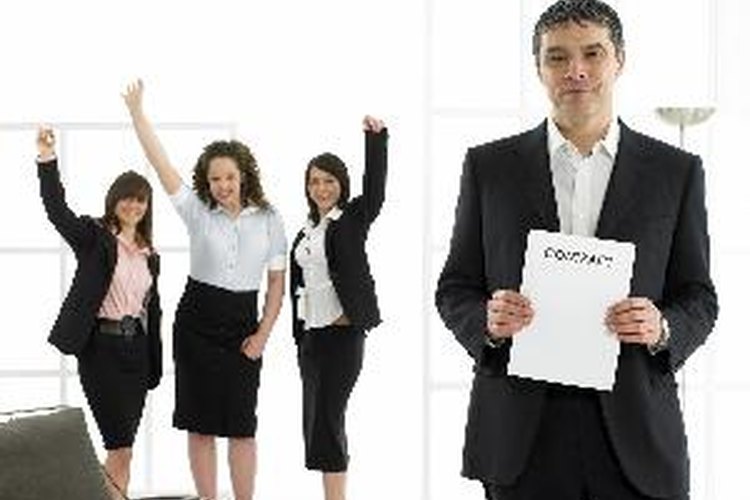 Los facilitadores de los programas de desarrollo de liderazgo utilizan actividades de discusión para mostrar cómo los líderes emergentes construyen credibilidad y generan confianza.