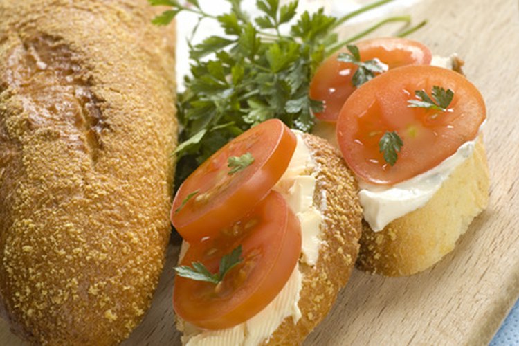 Los refrigerios ligeros y elegantes, seguramente agradarán a tus invitados.
