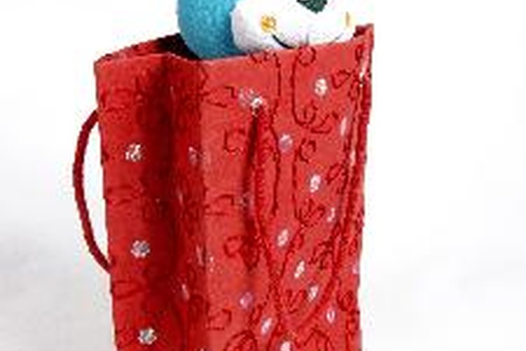 Hacer donaciones es una buena idea para compartir en Navidad.