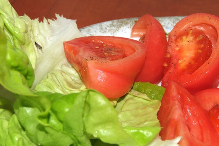 Hablar sobre los alimentos saludables es una manera magnífica de que los niños tomen participación en materias de su propia salud.