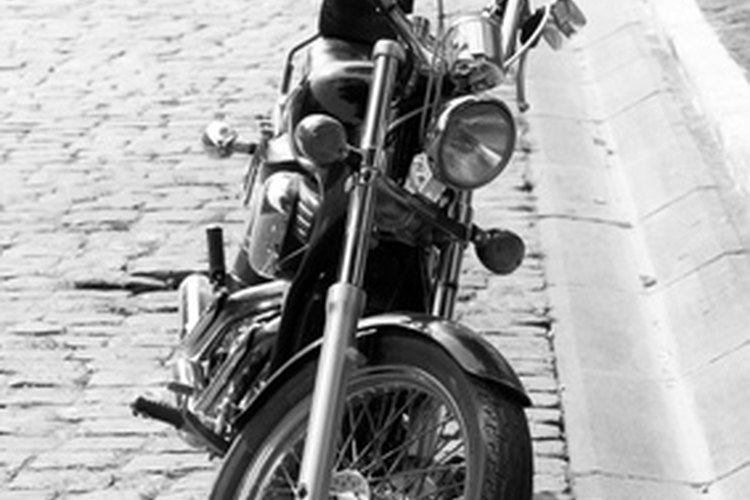 El motor de la RX 100 se desplaza a 100 cm³ (6.10 in³).