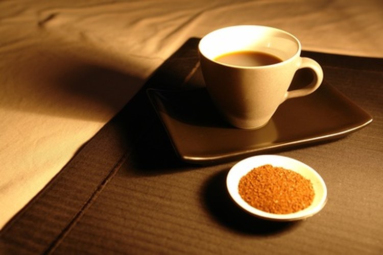 La cafetera Bialetti utiliza café molido para hacer café expreso en el hogar.
