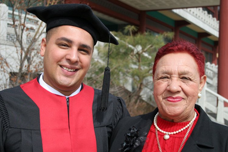 Las graduaciones son momentos de celebración.