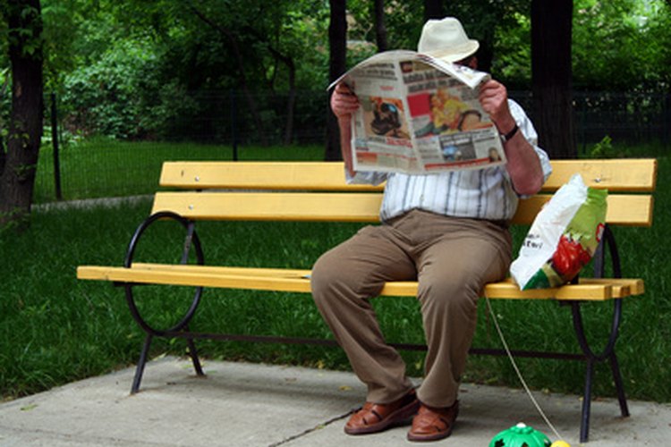 Muchos periódicos pequeños dependen de los lectores que envían artículos de noticias.