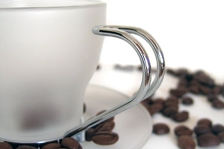 Prepara el café con agua fría por menos ácido.