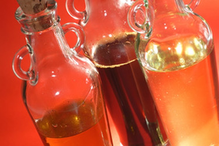 Usa aceite de ricino para tratar una variedad de dolencias.