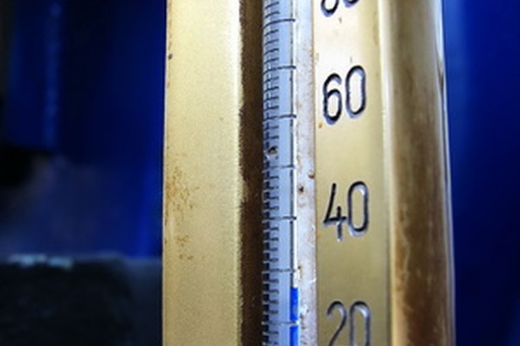 La temperatura en grados Celsius o Fahrenheit es un dato de intervalo.