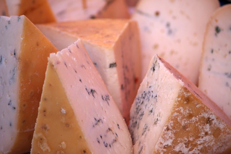 Las combinaciones de especias y queso se pueden utilizar para una variedad de platos.