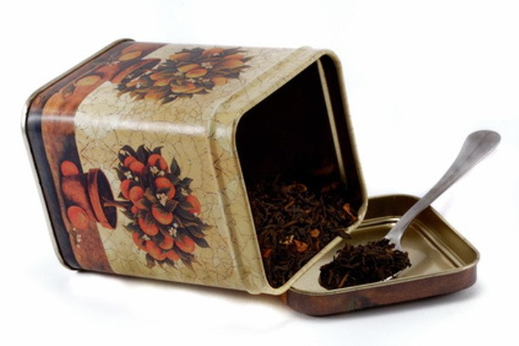 Una cucharadita de té en hebras debería ser la cantidad justa.
