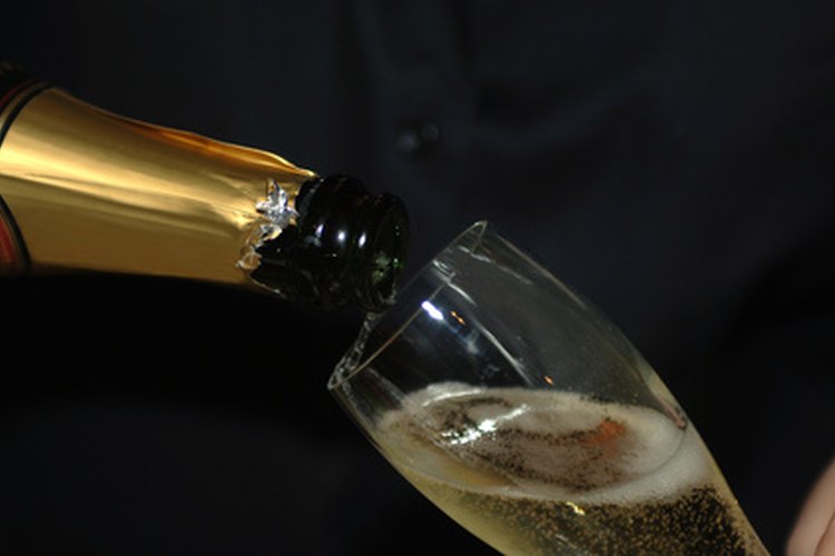 Underground Atlanta ofrece un brindis con champaña en la víspera de Año Nuevo.