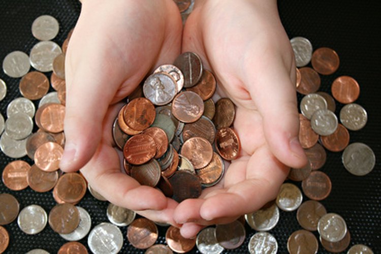 Una mesada puede enseñarle al niño a gastar su dinero sabiamente.