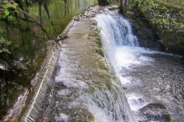 Cascada de piscina.