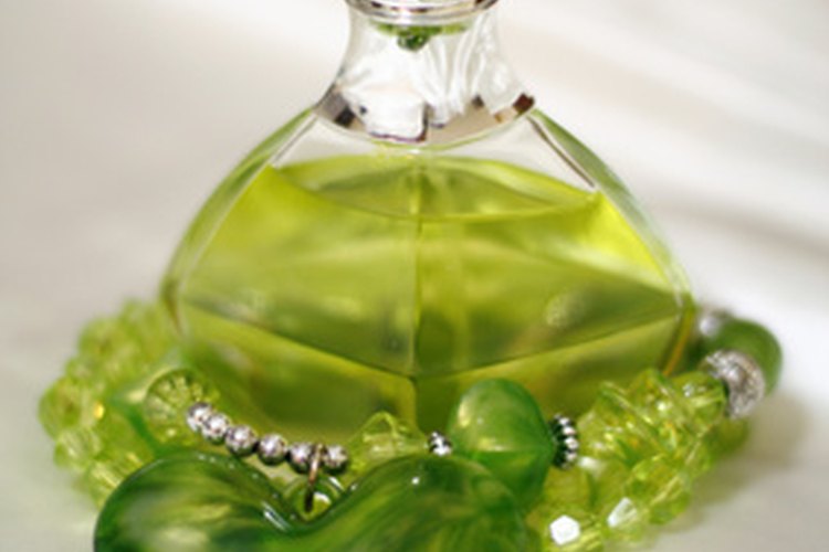 El aceite de hierba de limón puede ser escencia de perfume.