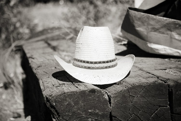 Un sombrero puede ser utilizado en un entretenido juego para romper el hielo.