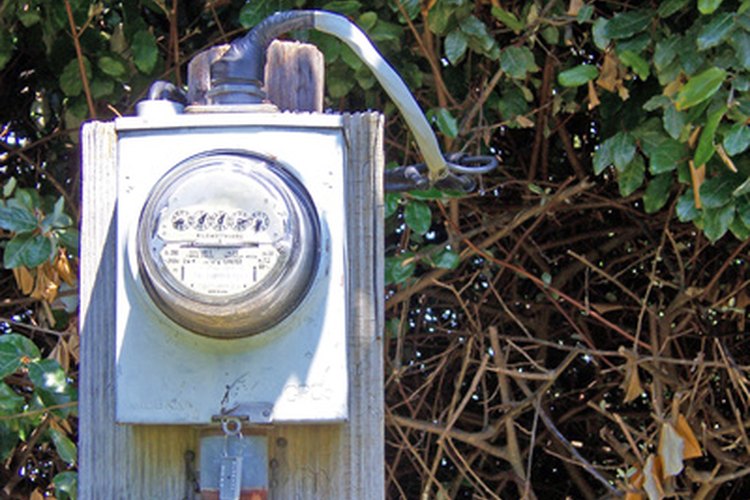 Los medidores de electricidad externos debes ser instalados en una carcasa impermeable.