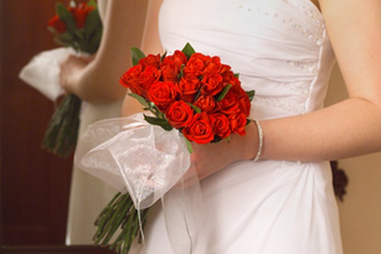 Las novias sij usan brazaletes tallados.