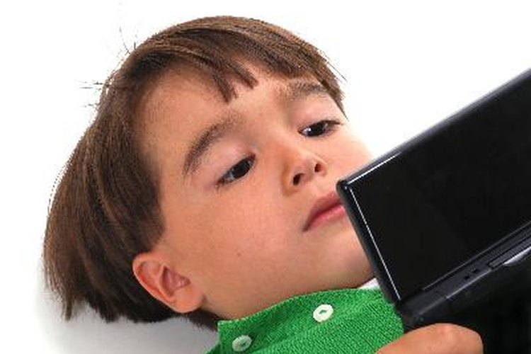 Es importante supervisar el tiempo que tu hijo pasa frente a la pantalla.