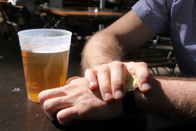 Tratar con un alcohólico requiere de paciencia.
