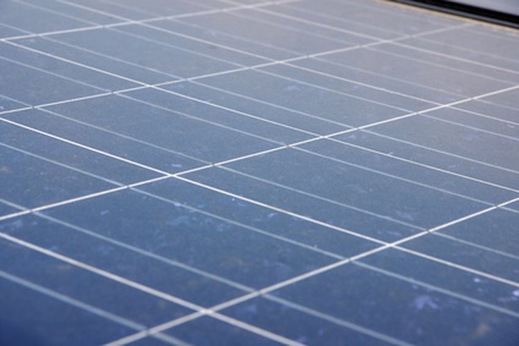 Los paneles solares son una forma amigable con el medio ambiente de darle energía tus aparatos.